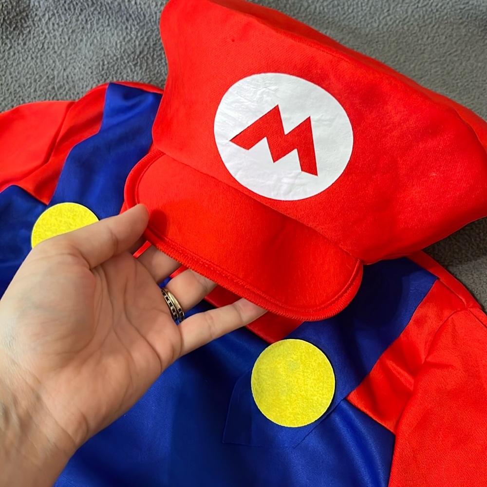 Child’s size XL MARIO costume